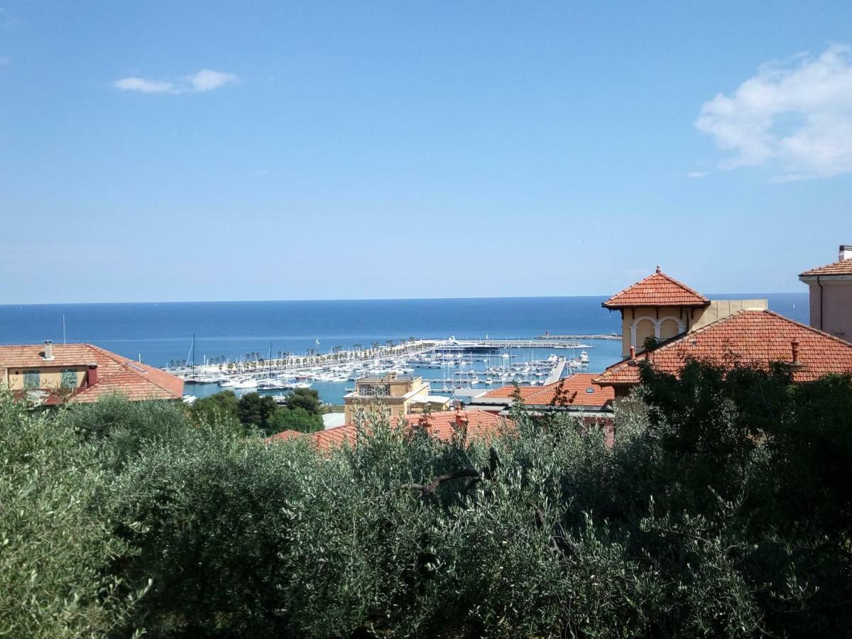 St George Villa Imperia Ngoại thất bức ảnh