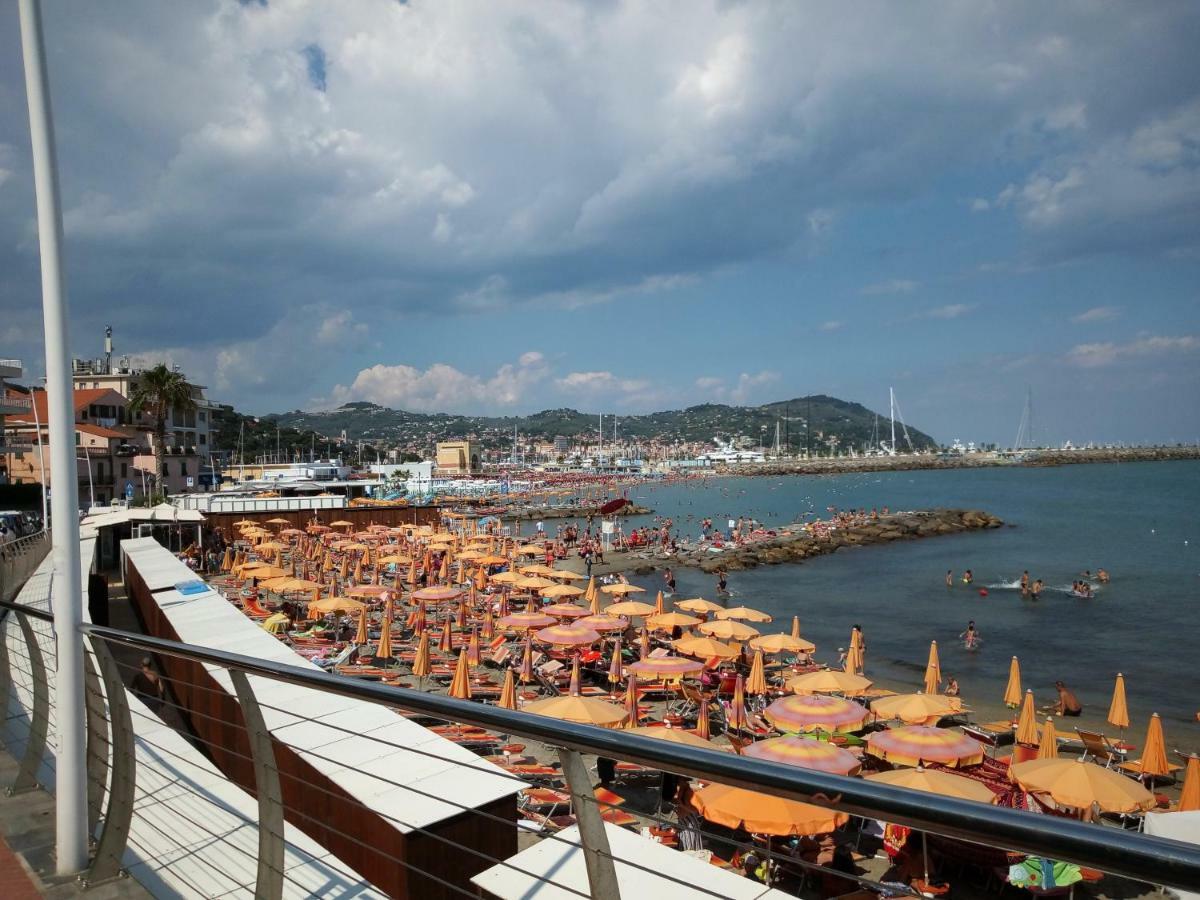 St George Villa Imperia Ngoại thất bức ảnh